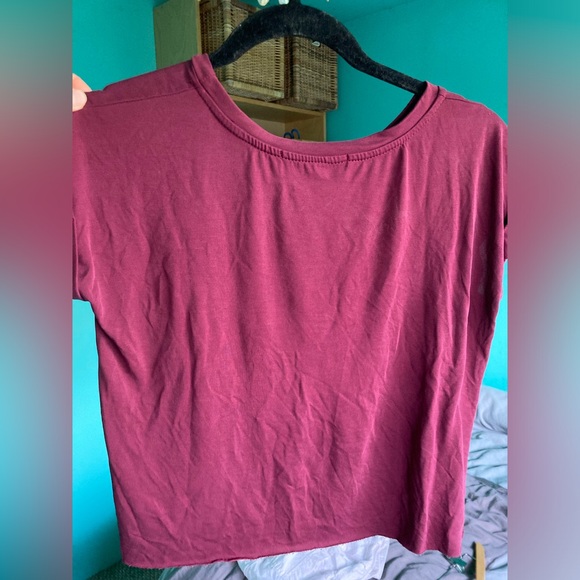 Cropped burgundy top - Picture 2 of 2